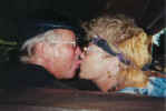 Ron, Joyce kiss.jpg (17629 bytes)